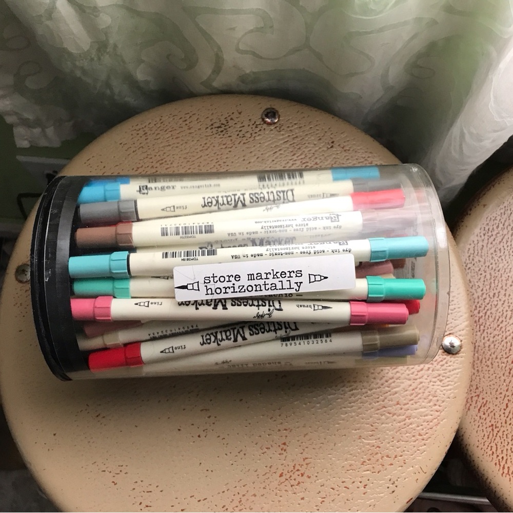 76 Ranger Distress Markers, with brush & fine tips.
